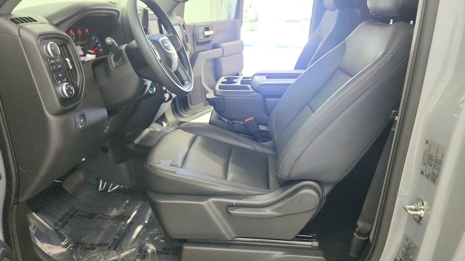 Used 2025 GMC Sierra 1500 Pro w/ Pro Value Package AWD/4WD image 15