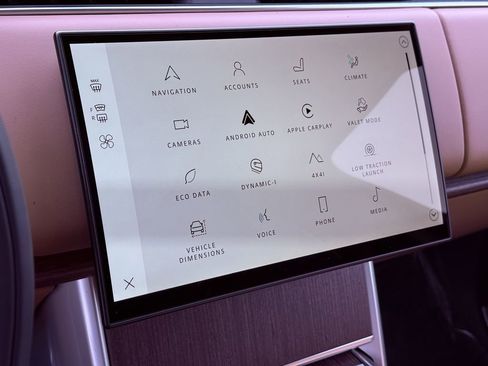 New 2026 Land Rover Range Rover Long Wheelbase SE image 22