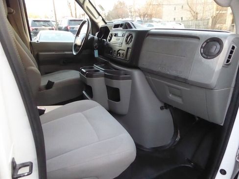 Used 2009 Ford E-350 and Econoline 350 XL image 19