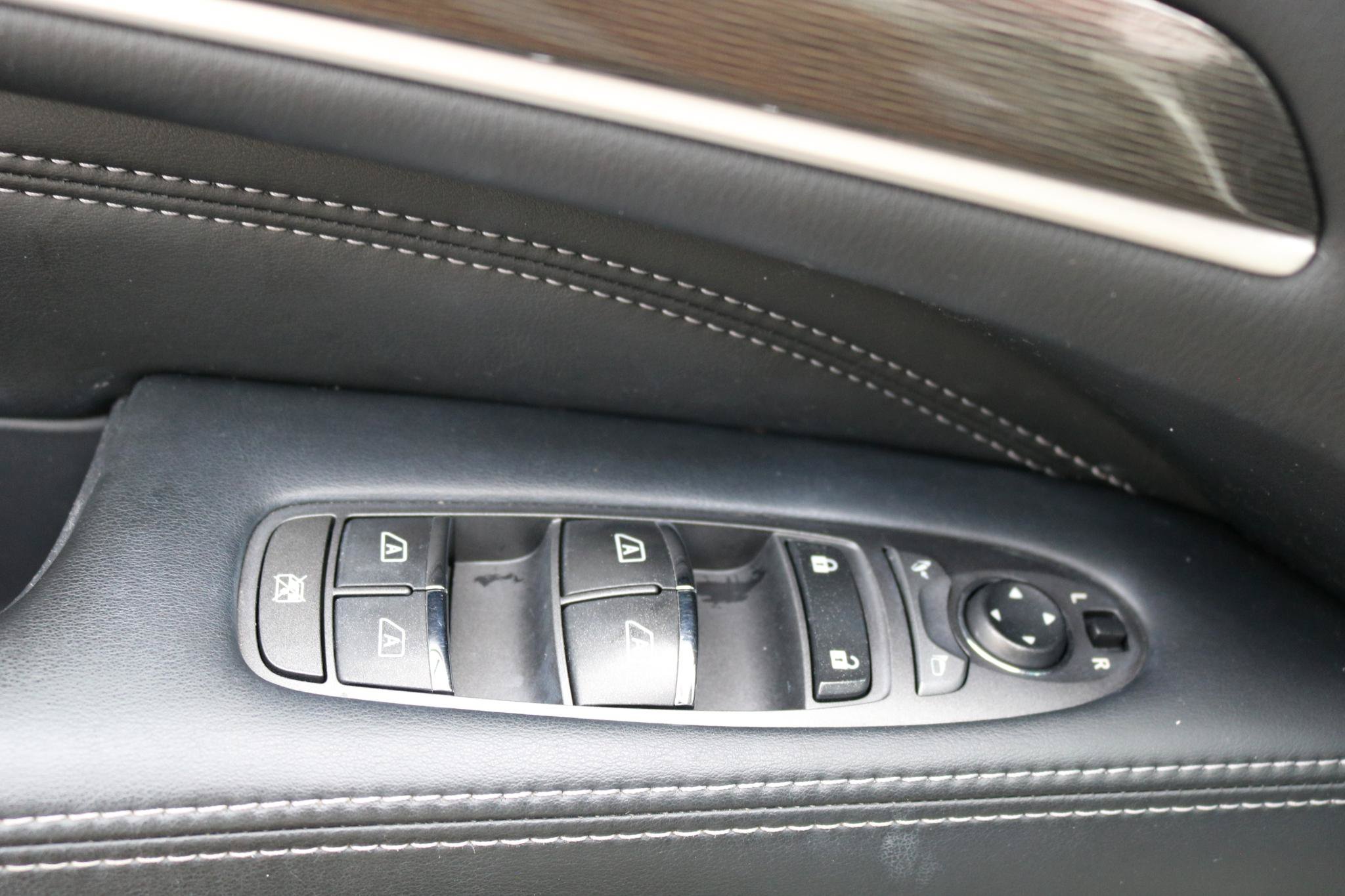 Used 2016 INFINITI QX60 Luxe AWD/4WD image 12