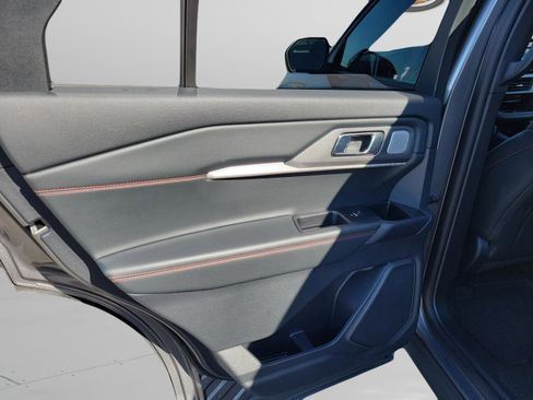 Certified 2025 Ford Explorer ST w/ Sun And Sound Package image 25