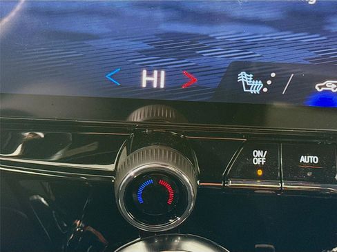 New 2026 Chevrolet Blazer EV LT image 15