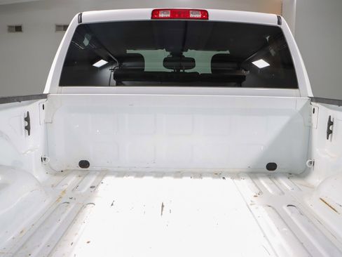 Used 2022 RAM 2500 Big Horn w/ Cold Weather Group image 29