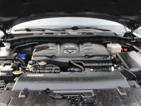 Used 2017 INFINITI QX80 4WD w/ Deluxe Technology Package image 26