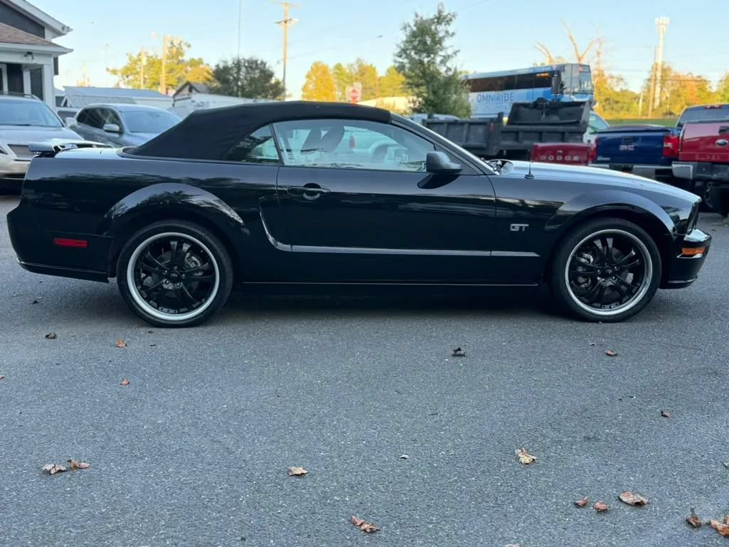 Used 2006 Ford Mustang GT Premium RWD image 6