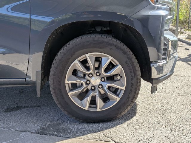 Used 2019 Chevrolet Silverado 1500 LT w/ All-Star Edition AWD/4WD image 11