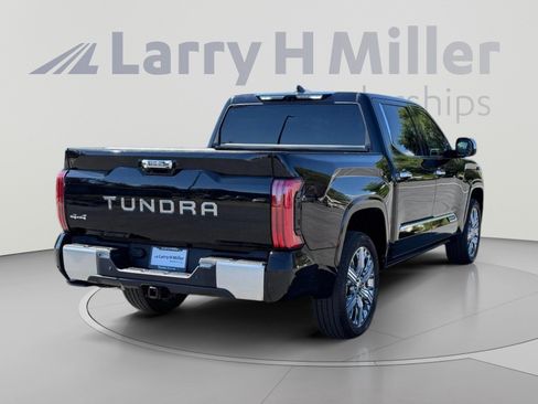 Used 2024 Toyota Tundra Capstone AWD/4WD image 5