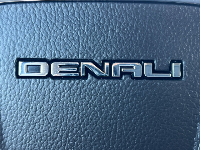 Used 2018 GMC Yukon Denali w/ Enhanced Security Package AWD/4WD image 48