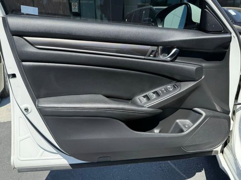Used 2019 Honda Accord Sport image 33