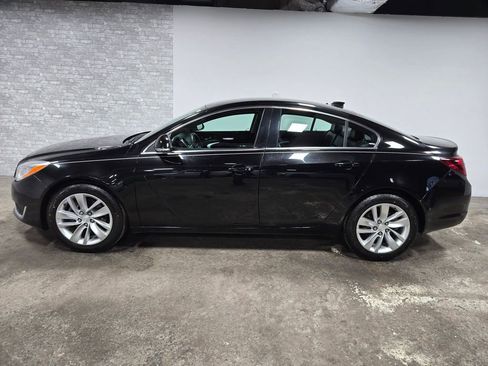 Used 2016 Buick Regal Premium image 2