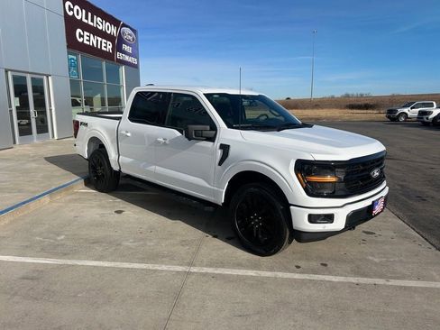 New 2026 Ford F150 XLT w/ Equipment Group 302A MID image 8