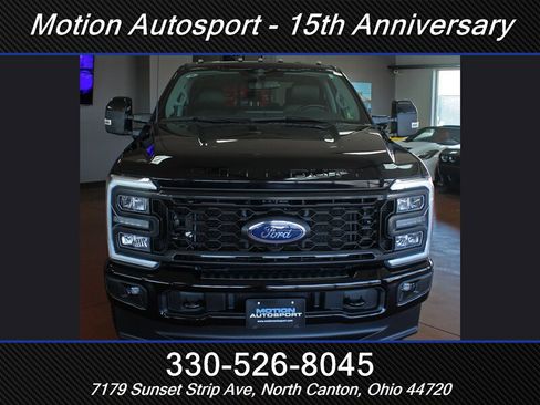 Used 2023 Ford F250 Lariat w/ Sport Appearance Package AWD/4WD image 4
