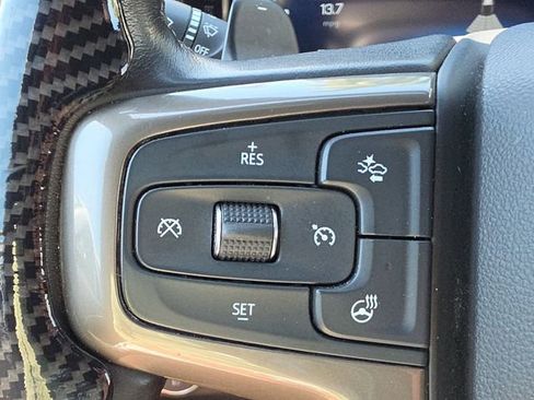 Used 2022 Chevrolet Silverado 1500 High Country image 29