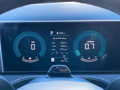 Used 2025 Hyundai Santa Fe SEL image 44