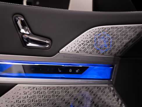 Used 2024 BMW 760i xDrive image 55