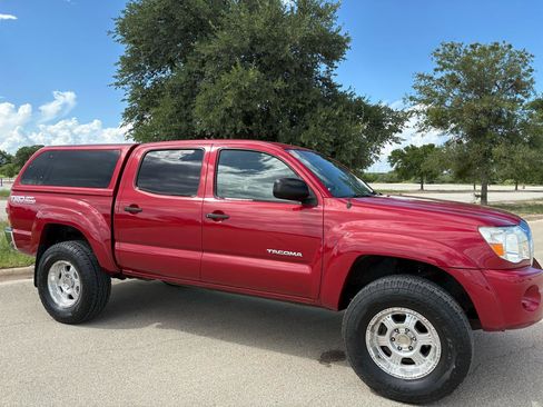 Used 2005 Toyota Tacoma PreRunner RWD image 56