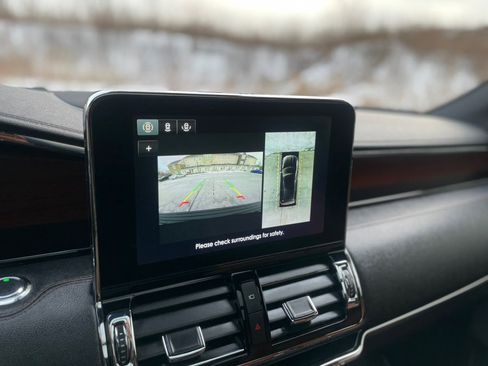 Used 2021 Lincoln Navigator L Reserve w/ Luxury Package image 32