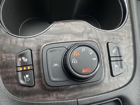 Certified 2023 GMC Acadia Denali w/ Denali Technology Package image 25