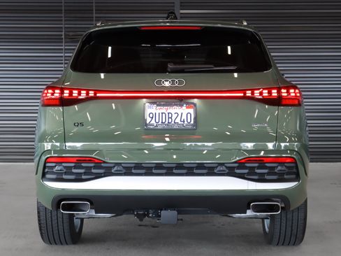 Certified 2025 Audi Q5 Premium w/ Premium Plus AWD/4WD image 15