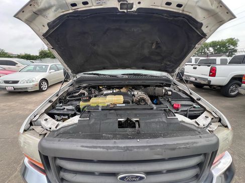 Used 2001 Ford F350 XL RWD image 79