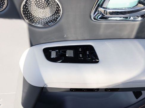 Certified 2021 Rolls-Royce Ghost Extended Wheelbase image 77