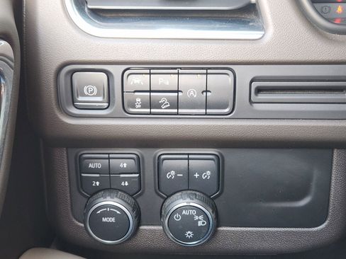 Used 2023 Chevrolet Tahoe Z71 image 24