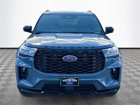Used 2026 Ford Explorer ST-Line image 2