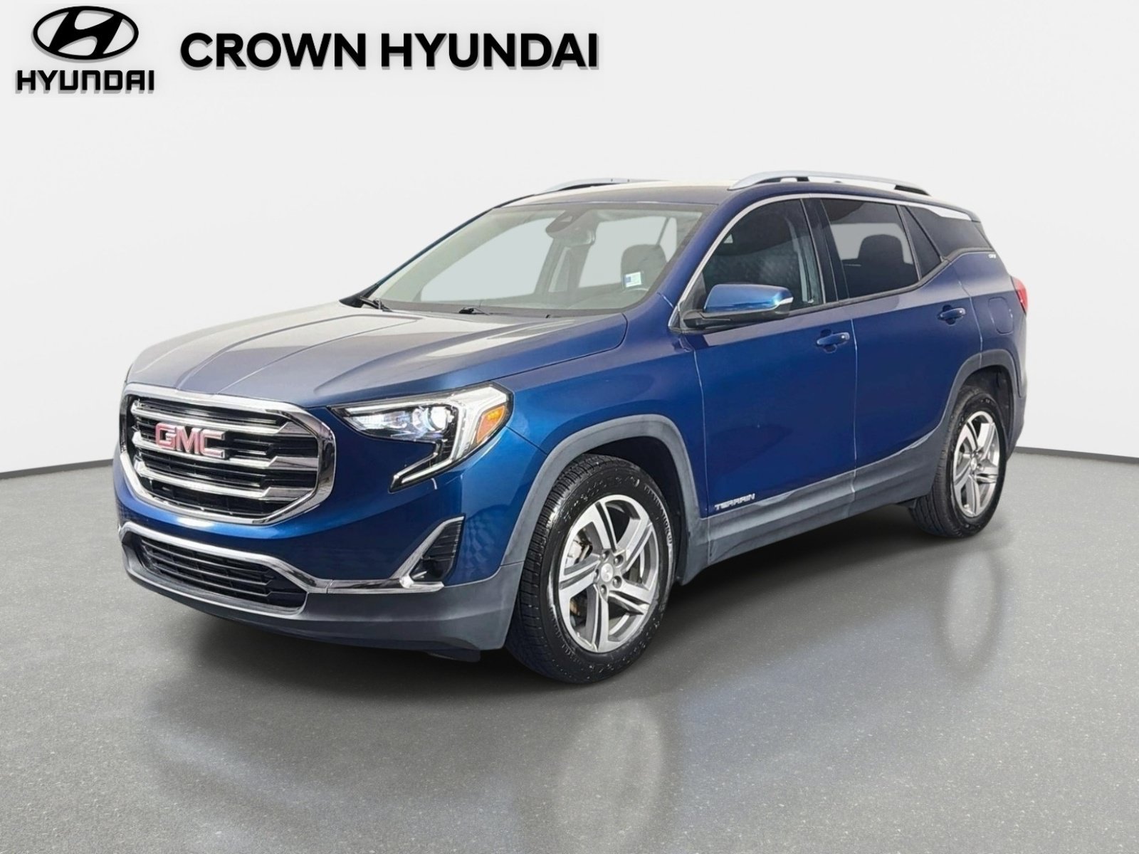 Used 2021 GMC Terrain SLT FWD image 1