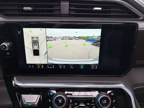 Used 2022 GMC Sierra 1500 Denali AWD/4WD image 27