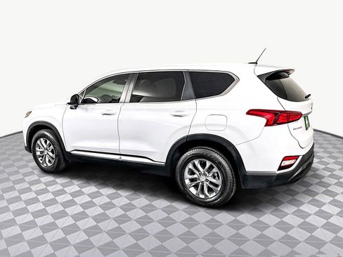 Used 2019 Hyundai Santa Fe SE image 7