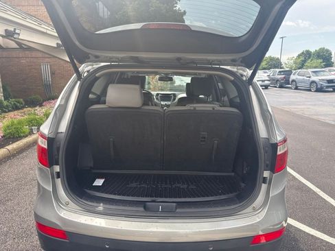 Used 2015 Hyundai Santa Fe Limited w/ Option Group 04 FWD image 10