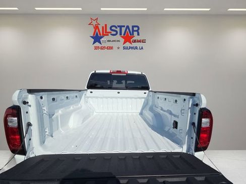 New 2026 GMC Canyon Elevation w/ Convenience Package image 16