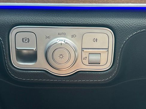 Used 2024 Mercedes-Benz GLE 350 4MATIC image 26