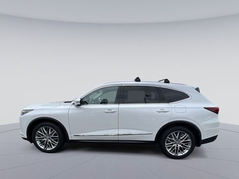 Used 2023 Acura MDX SH-AWD w/ Advance Package image 2