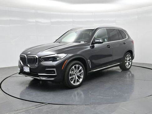 Used 2023 BMW X5 xDrive40i image 54