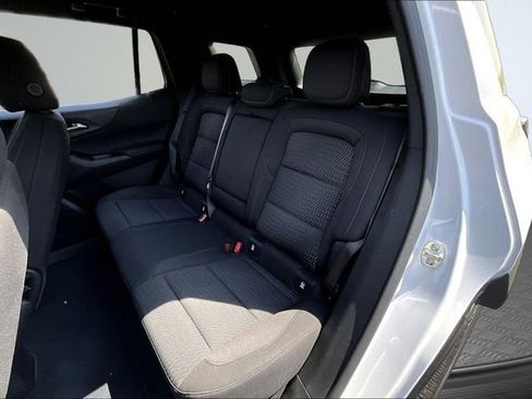 Used 2025 Chevrolet Equinox LT image 22