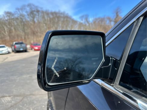 Used 2017 GMC Yukon Denali w/ Open Road Package image 26