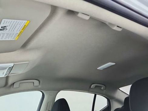 Used 2025 Nissan Sentra S image 51