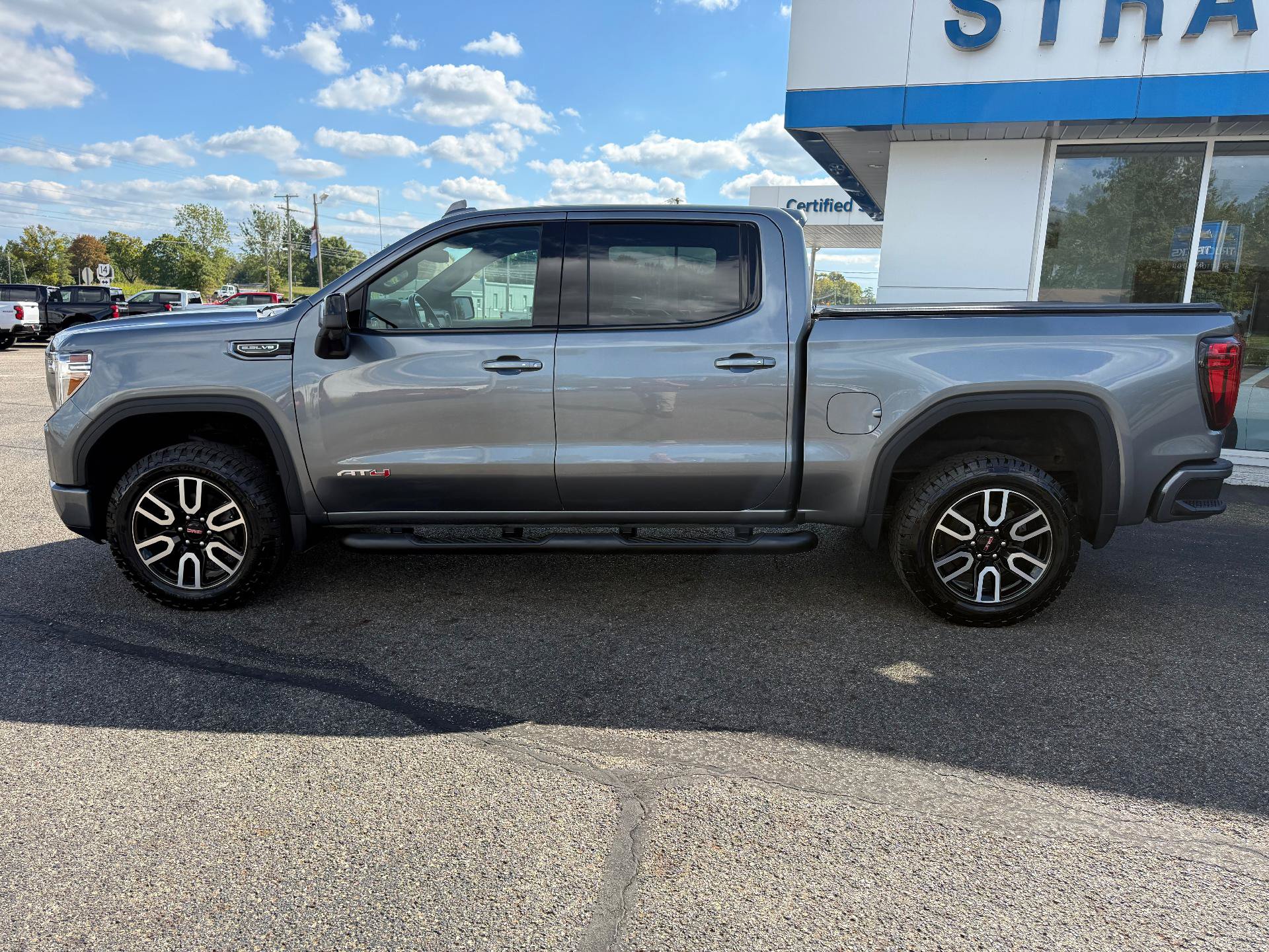 Used 2021 GMC Sierra 1500 AT4 AWD/4WD image 10