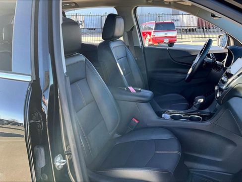 Used 2023 Chevrolet Equinox Premier image 10