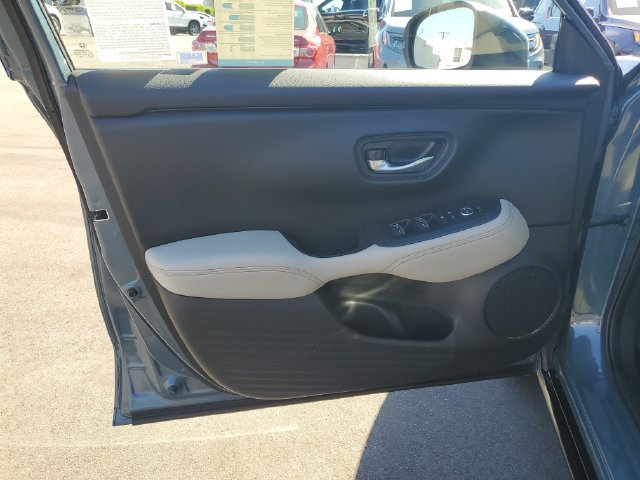 Certified 2024 Honda HR-V EX-L image 19