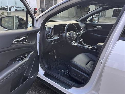 Used 2024 Kia Sportage X-Pro image 10