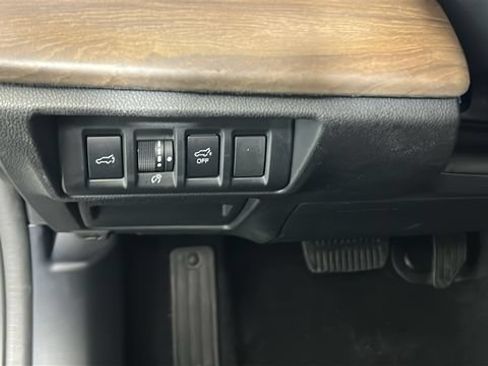 Used 2024 Subaru Outback Limited XT AWD/4WD image 19