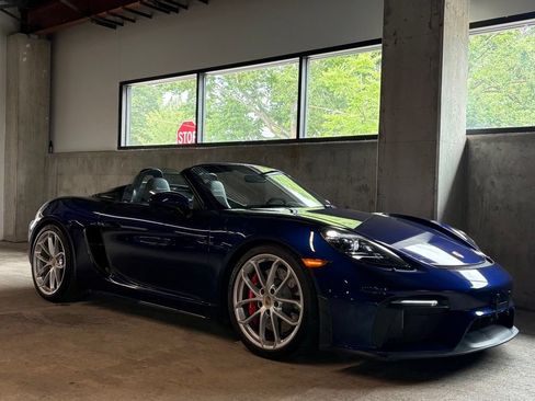 Used 2022 Porsche 718 Boxster Spyder RWD image 14