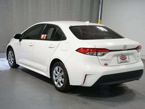 Certified 2023 Toyota Corolla LE image 6