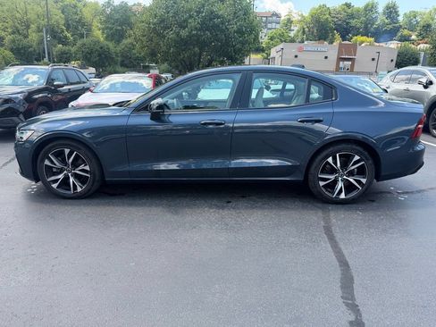 Used 2024 Volvo S60 B5 Core AWD/4WD image 3