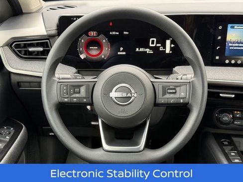 Used 2026 Nissan Kicks SV AWD/4WD image 25