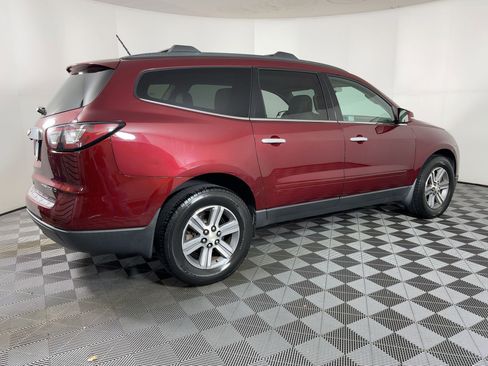 Used 2015 Chevrolet Traverse LT image 7