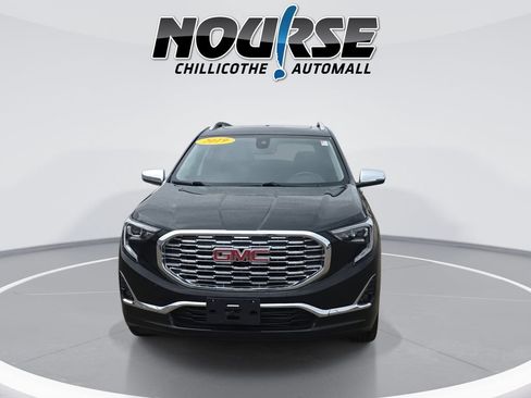 Used 2019 GMC Terrain Denali w/ Driver Alert Package II FWD image 3
