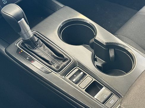 Used 2025 Honda Civic Sport image 20